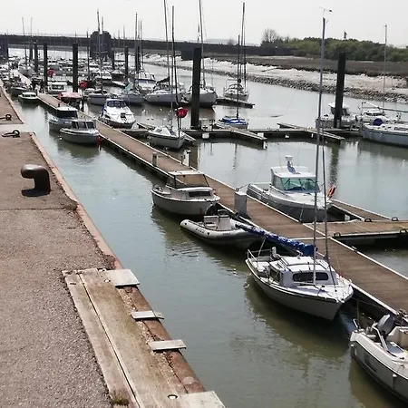 Vie De Famille Apartman